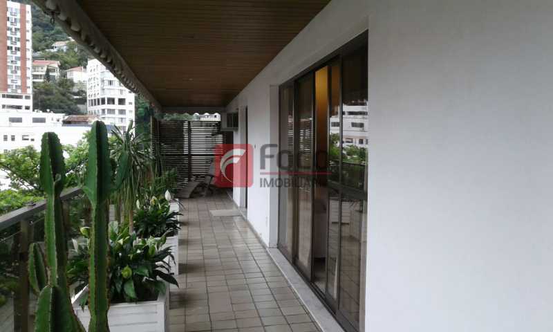 Conheça VARANDÃO do imóvel - Próximo a Lagoa - Linda Cobertura com Vista para a Lagoa - 04 quartos (2suítes) - 02 Vagas na Escritura - JBCO40058 - 1 VARANDÃO - Próximo a Lagoa - Linda Cobertura com Vista para a Lagoa - 04 quartos (2suítes) - 02 Vagas na Escritura - JBCO40058 - 1