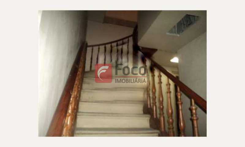 Conheça ESCADA INTERNA do imóvel - Casa à venda Rua Aarão Reis,Santa Teresa, Rio de Janeiro - R$ 2.350.000 - FLCA80005 - 13 ESCADA INTERNA - Casa à venda Rua Aarão Reis,Santa Teresa, Rio de Janeiro - R$ 2.350.000 - FLCA80005 - 13