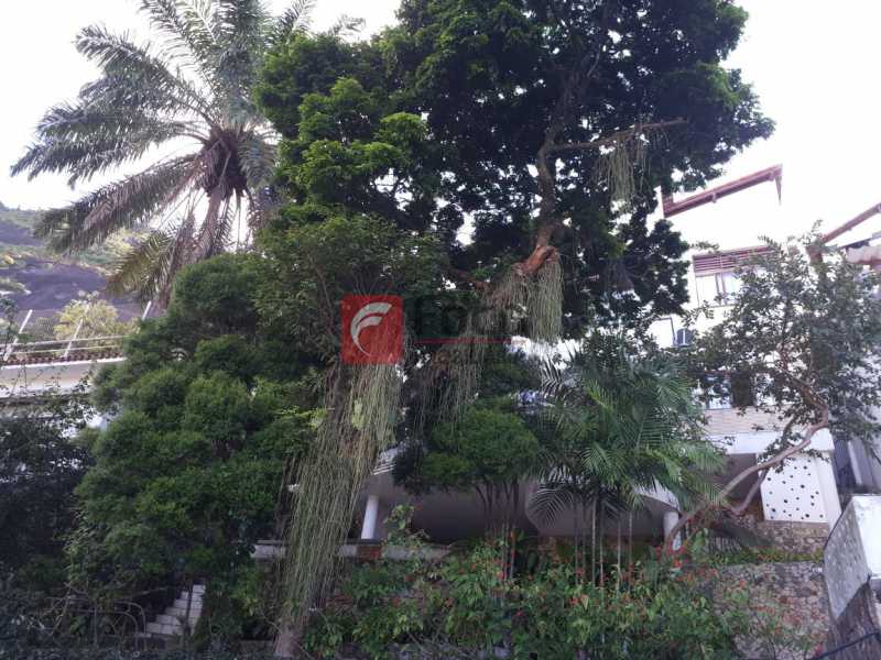 Conheça VISTA do imóvel - CASA EM RUA SEM SAÍDA E GUARITA COM SEGURANÇA 24 HORAS. - FLCA60025 - 5 VISTA - CASA EM RUA SEM SAÍDA E GUARITA COM SEGURANÇA 24 HORAS. - FLCA60025 - 5