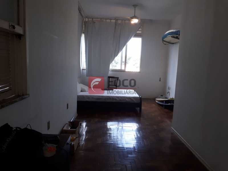Conheça SUITE do imóvel - CASA EM RUA SEM SAÍDA E GUARITA COM SEGURANÇA 24 HORAS. - FLCA60025 - 18 SUITE - CASA EM RUA SEM SAÍDA E GUARITA COM SEGURANÇA 24 HORAS. - FLCA60025 - 18
