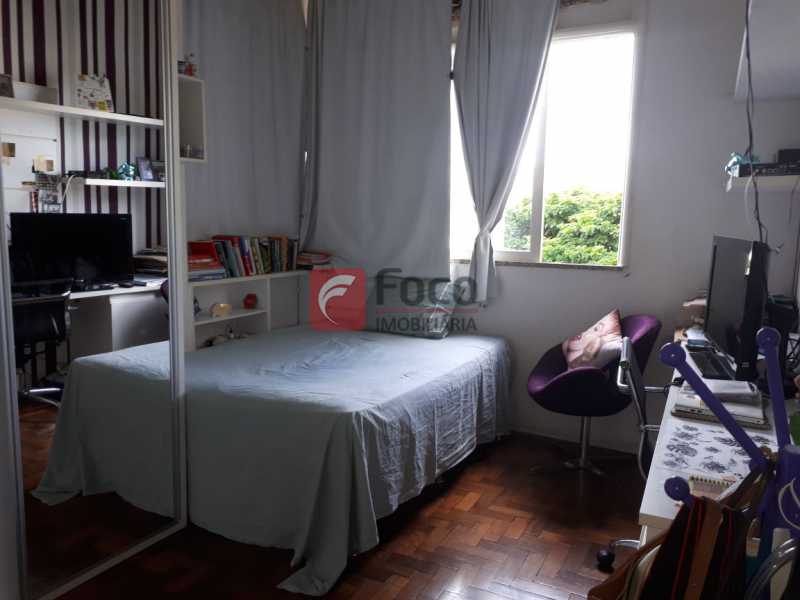 Conheça QUARTO do imóvel - CASA EM RUA SEM SAÍDA E GUARITA COM SEGURANÇA 24 HORAS. - FLCA60025 - 19 QUARTO - CASA EM RUA SEM SAÍDA E GUARITA COM SEGURANÇA 24 HORAS. - FLCA60025 - 19