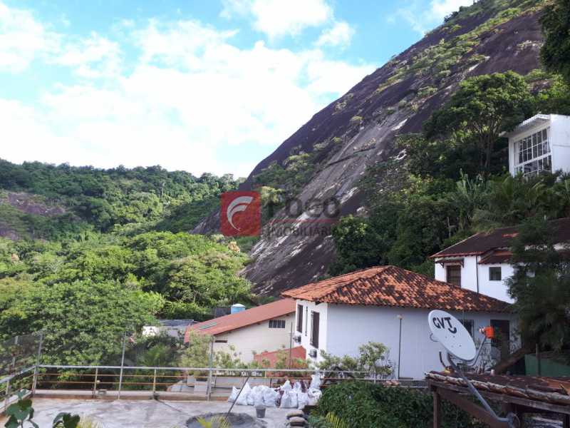 Conheça VISTA do imóvel - CASA EM RUA SEM SAÍDA E GUARITA COM SEGURANÇA 24 HORAS. - FLCA60025 - 9 VISTA - CASA EM RUA SEM SAÍDA E GUARITA COM SEGURANÇA 24 HORAS. - FLCA60025 - 9