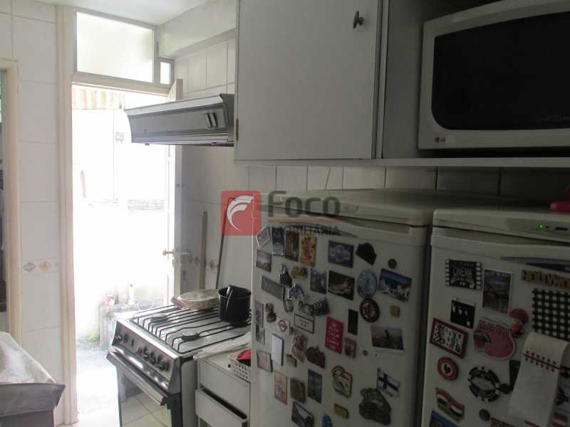 Conheça Cozinha do imóvel - Lagoa bucólica - Sala 2 quartos com dependências - Terraço com churrasqueira de uso comum. - JBAP20678 - 13 Cozinha - Lagoa bucólica - Sala 2 quartos com dependências - Terraço com churrasqueira de uso comum. - JBAP20678 - 13