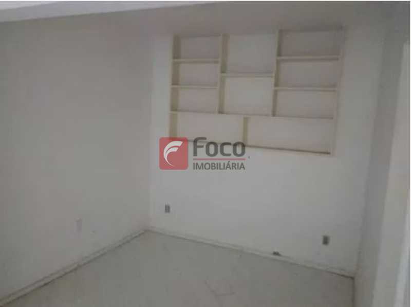 Conheça 5 do imóvel - Urca - Prédio pequeno com apenas 01 apartamento por Andar - Sala Quarto com pequena área externa - JBAP10233 - 7 5 - Urca - Prédio pequeno com apenas 01 apartamento por Andar - Sala Quarto com pequena área externa - JBAP10233 - 7