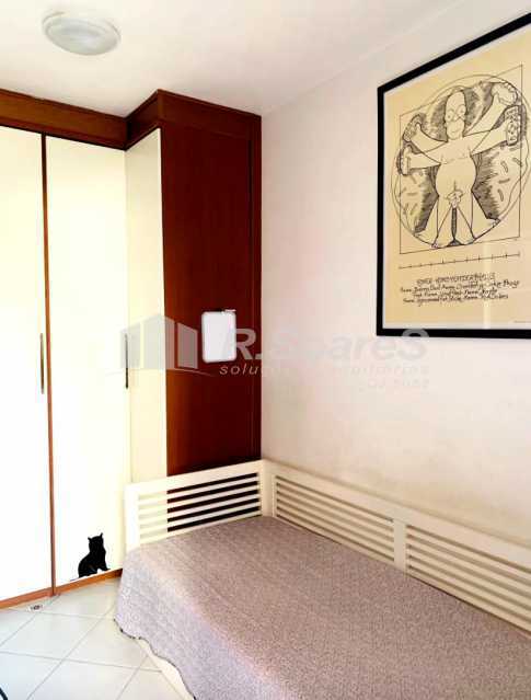 Conheça WhatsApp Image 2020-12-22 at 1 do imóvel - R.Soares Vende !!!! Excelente casa de vila triplex no bairro de Vila Isabel totalmente reformada. - JCCV30025 - 9 WhatsApp Image 2020-12-22 at 1 - R.Soares Vende !!!! Excelente casa de vila triplex no bairro de Vila Isabel totalmente reformada. - JCCV30025 - 9