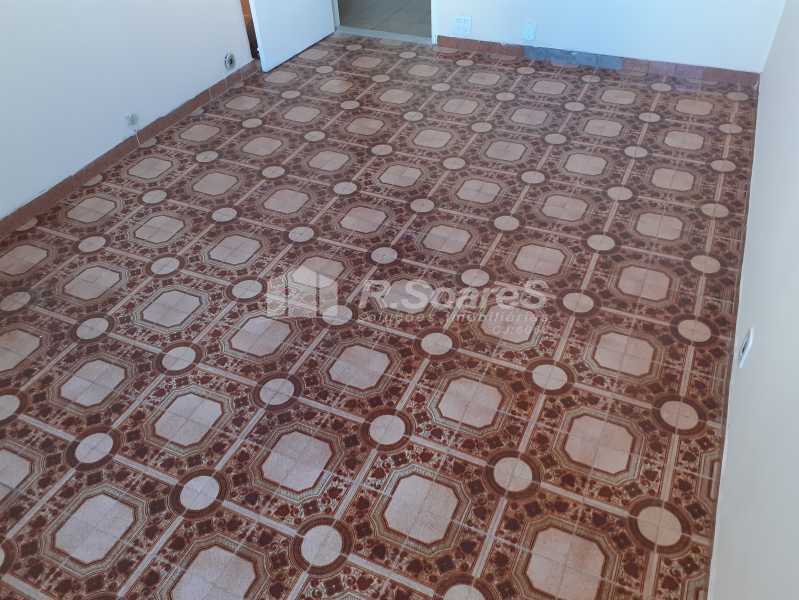 Conheça 1 do imóvel - R.Soares vende!!! Apartamento com dois quartos no coração do Meier colado á Rua Dias da Cruz perto da Pizzaria Parmê - JCAP20743 - 1 1 - R.Soares vende!!! Apartamento com dois quartos no coração do Meier colado á Rua Dias da Cruz perto da Pizzaria Parmê - JCAP20743 - 1