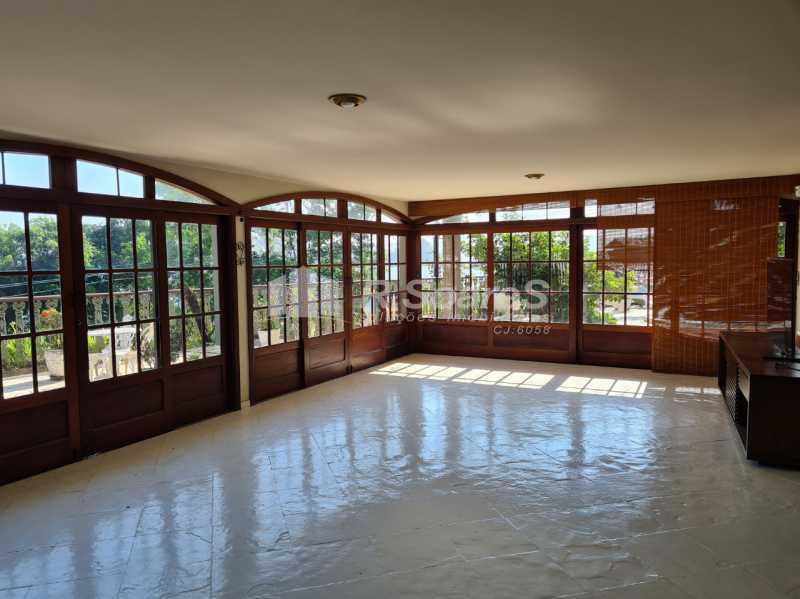 Conheça 7. do imóvel - Casa duplex com 6 quartos em São Francisco, Niterói - LDCA60002 - 8 7. - Casa duplex com 6 quartos em São Francisco, Niterói - LDCA60002 - 8