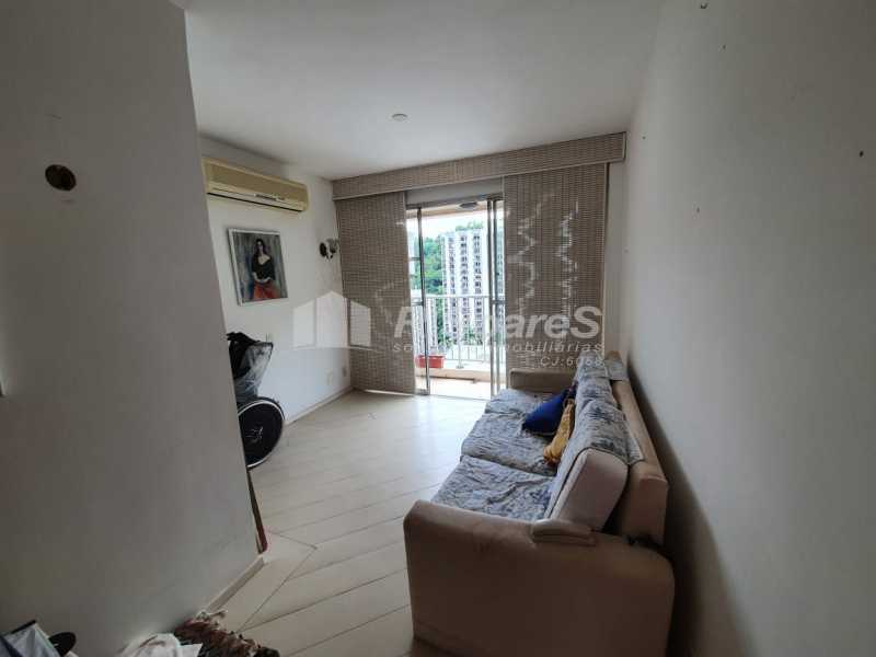 Conheça 3. do imóvel - Rio de Janeiro, Leme, 2 quartos, sendo 1 suíte, fundos/lateral, 84 m², junto À praia! - LDAP20405 - 4 3. - Rio de Janeiro, Leme, 2 quartos, sendo 1 suíte, fundos/lateral, 84 m², junto À praia! - LDAP20405 - 4