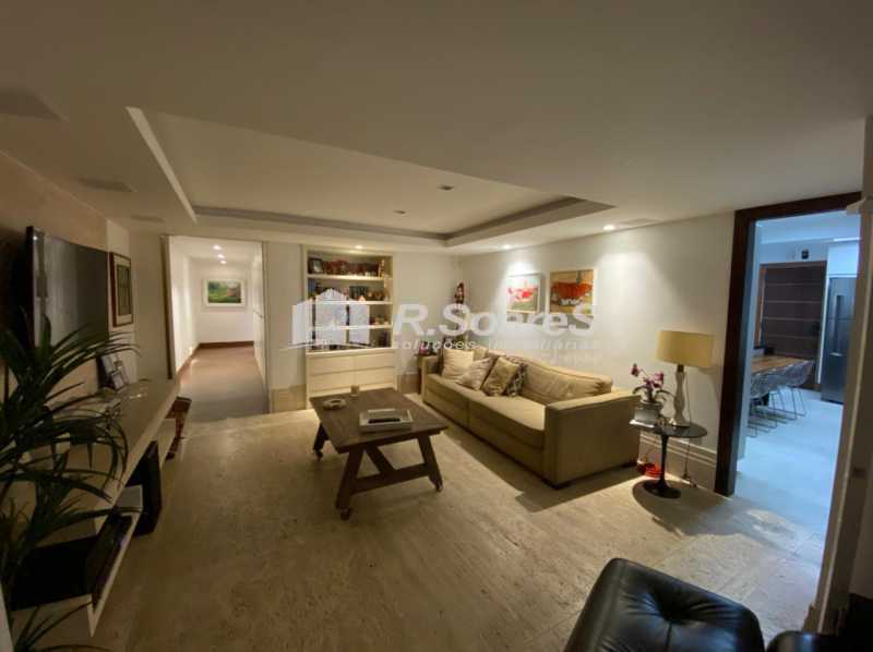 Conheça 15772_G1626980889 do imóvel - Apartamento com quatro quartos , sendo três suítes , na Av. Atlântica - Leme. - BTAP40014 - 27 15772_G1626980889 - Apartamento com quatro quartos , sendo três suítes , na Av. Atlântica - Leme. - BTAP40014 - 27