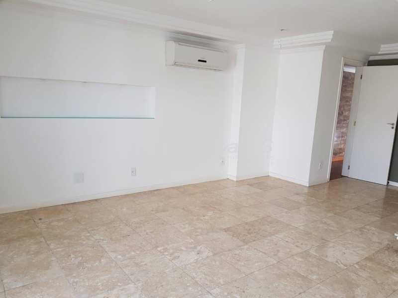 Conheça IMG-20210408-WA0067 do imóvel - COBERTURA DUPLEX COM TRÊS QUARTOS , SENDO DUAS SUÍTES , NA RUA PROFESSOR TACIEL CYLLENO - RECREIO DOS BANDEIRANTES. - GPCO30001 - 5 IMG-20210408-WA0067 - COBERTURA DUPLEX COM TRÊS QUARTOS , SENDO DUAS SUÍTES , NA RUA PROFESSOR TACIEL CYLLENO - RECREIO DOS BANDEIRANTES. - GPCO30001 - 5