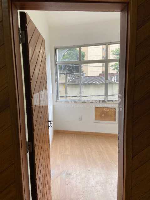 Conheça 4 do imóvel - LOCAÇÃO - AMPLO APARTAMENTO COM 3 QUARTOS COM DEPENDÊNCIA DE EMPREGADA - PRÓXIMO DO MARACANÃ - JCAP30504 - 5 4 - LOCAÇÃO - AMPLO APARTAMENTO COM 3 QUARTOS COM DEPENDÊNCIA DE EMPREGADA - PRÓXIMO DO MARACANÃ - JCAP30504 - 5