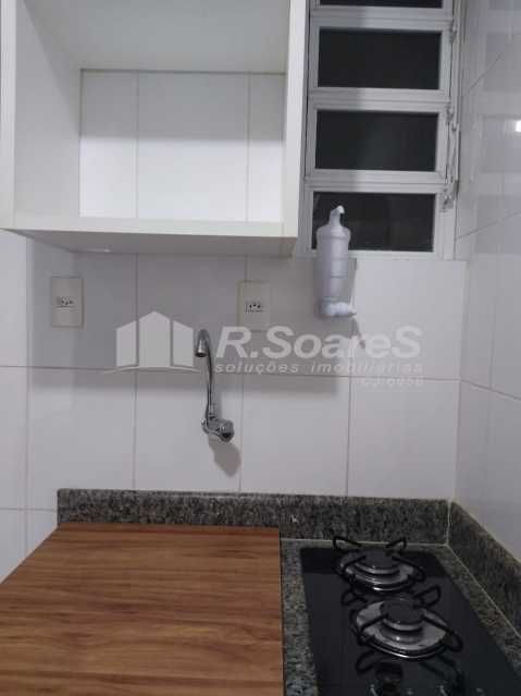 Conheça 10 do imóvel - EXCELENTE QUARTO E SALA REFORMADO COM VISTA LIVRE - CPAP10400 - 11 10 - EXCELENTE QUARTO E SALA REFORMADO COM VISTA LIVRE - CPAP10400 - 11