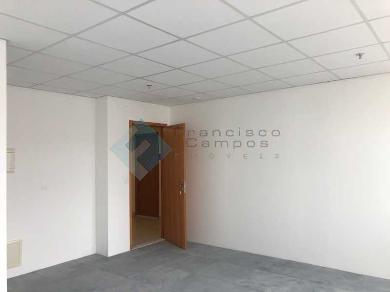 Conheça Porta Entrada Sl 404 do imóvel - Neolink-sala comercial , Barra da Tijuca-RJ - MESL00014 - 1 Porta Entrada Sl 404 - Neolink-sala comercial , Barra da Tijuca-RJ - MESL00014 - 1