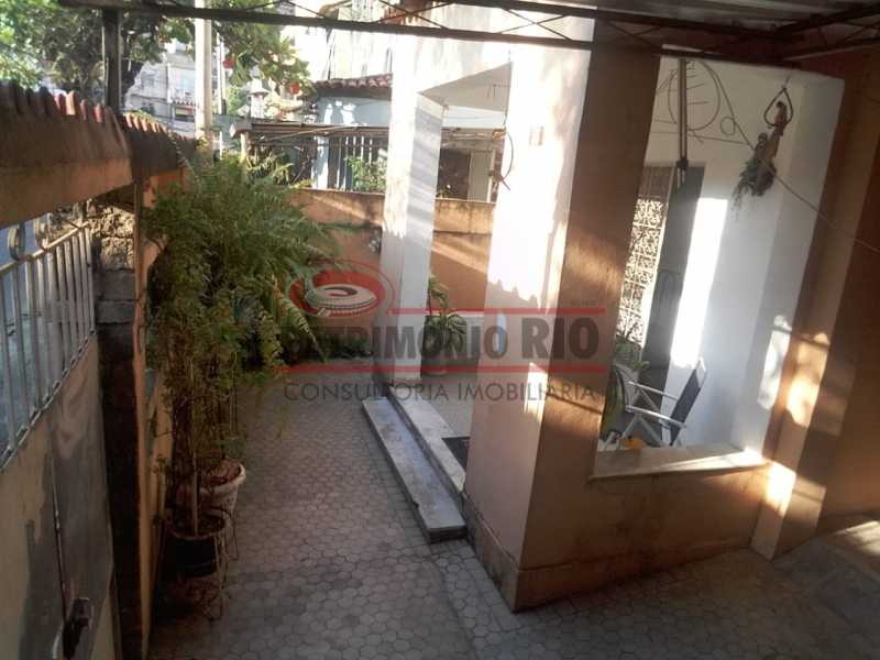 Conheça Vista da garagem do imóvel - Casa Duplex, 3quartos, vaga de garagem - PACA30424 - 5 Vista da garagem - Casa Duplex, 3quartos, vaga de garagem - PACA30424 - 5