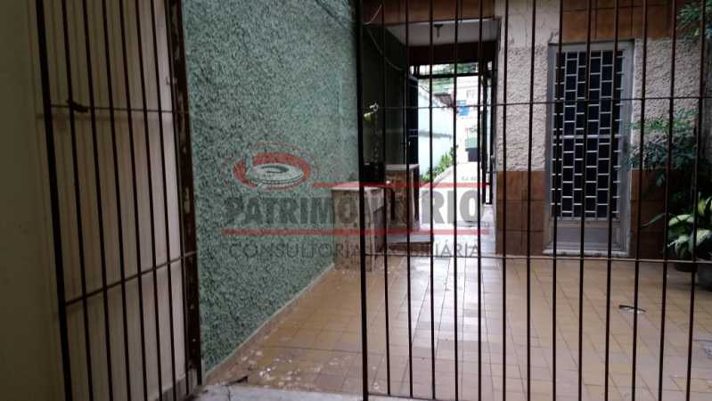Conheça 1 - Varanda na frente 1. do imóvel - Casa de vila - PAAP23439 - 1 1 - Varanda na frente 1. - Casa de vila - PAAP23439 - 1