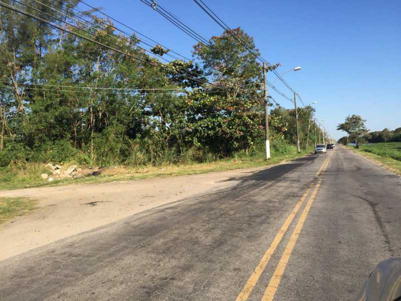 Conheça acesso à rua do terreno outro do imóvel - Terreno Multifamiliar à venda Vargem Grande, Rio de Janeiro - R$ 7.000.000 - PEMF00010 - 3 acesso à rua do terreno outro - Terreno Multifamiliar à venda Vargem Grande, Rio de Janeiro - R$ 7.000.000 - PEMF00010 - 3