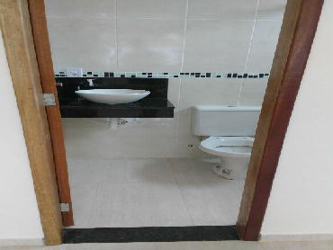 Conheça BANHEIRO SUÍTE do imóvel - Casa em Condominio À VENDA, Inoã (Inoã), Maricá, RJ - FM20034 - 7 BANHEIRO SUÍTE - Casa em Condominio À VENDA, Inoã (Inoã), Maricá, RJ - FM20034 - 7