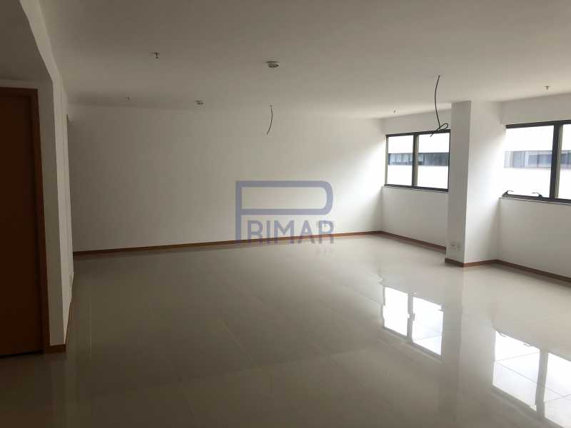 Conheça IMG_2519 do imóvel - Sala Comercial Para Alugar - Barra da Tijuca - Rio de Janeiro - RJ - MESL10106 - 4 IMG_2519 - Sala Comercial Para Alugar - Barra da Tijuca - Rio de Janeiro - RJ - MESL10106 - 4