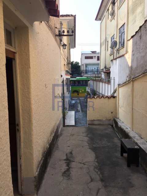 Conheça corredentrada 2. do imóvel - Apartamento 2 quartos para alugar Lins de Vasconcelos, Rio de Janeiro - R$ 1.000 - 364 - 5 corredentrada 2. - Apartamento 2 quartos para alugar Lins de Vasconcelos, Rio de Janeiro - R$ 1.000 - 364 - 5