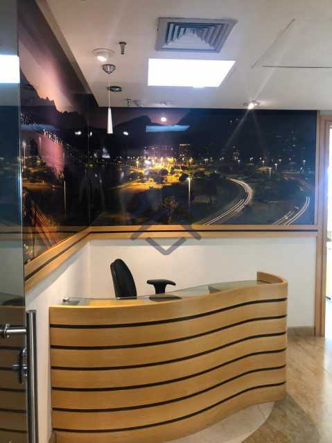 Conheça 21 do imóvel - Sala Comercial 90m² para alugar Barra da Tijuca, Barra e Adjacências,Rio de Janeiro - R$ 2.500 - 7001 - 22 21 - Sala Comercial 90m² para alugar Barra da Tijuca, Barra e Adjacências,Rio de Janeiro - R$ 2.500 - 7001 - 22