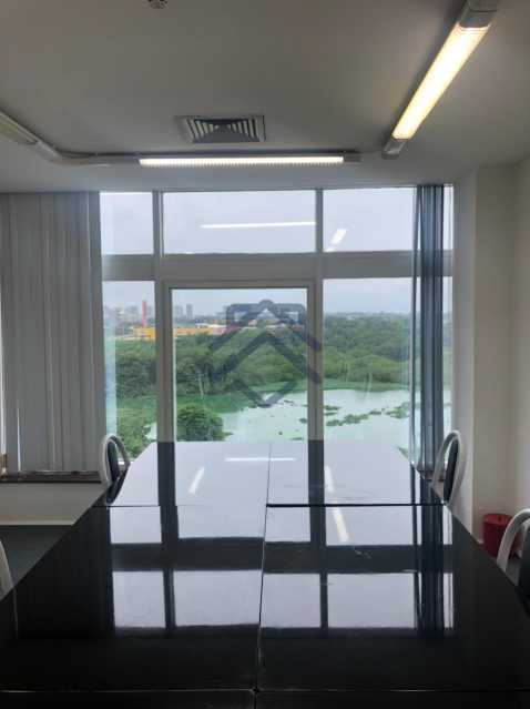 Conheça 1 do imóvel - Sala Comercial na Avenida Abelardo Bueno - MESL20628 - 1 1 - Sala Comercial na Avenida Abelardo Bueno - MESL20628 - 1