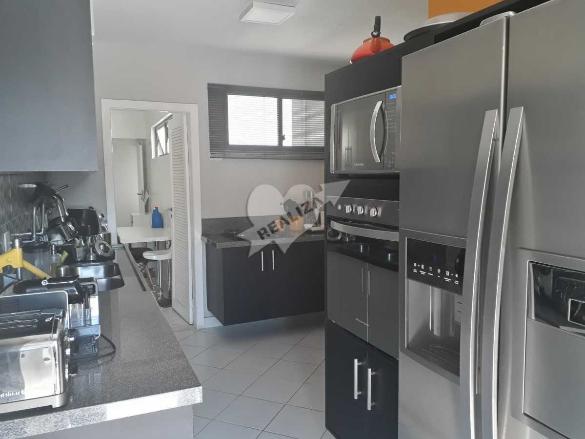 Conheça 20181112_145359 do imóvel - COBERTURA,3 QUARTOS,2 SUITES,2 GARAGENS,BARRA DA TIJUCA,JARDIM OCEANICO - B51856 - 27 20181112_145359 - COBERTURA,3 QUARTOS,2 SUITES,2 GARAGENS,BARRA DA TIJUCA,JARDIM OCEANICO - B51856 - 27