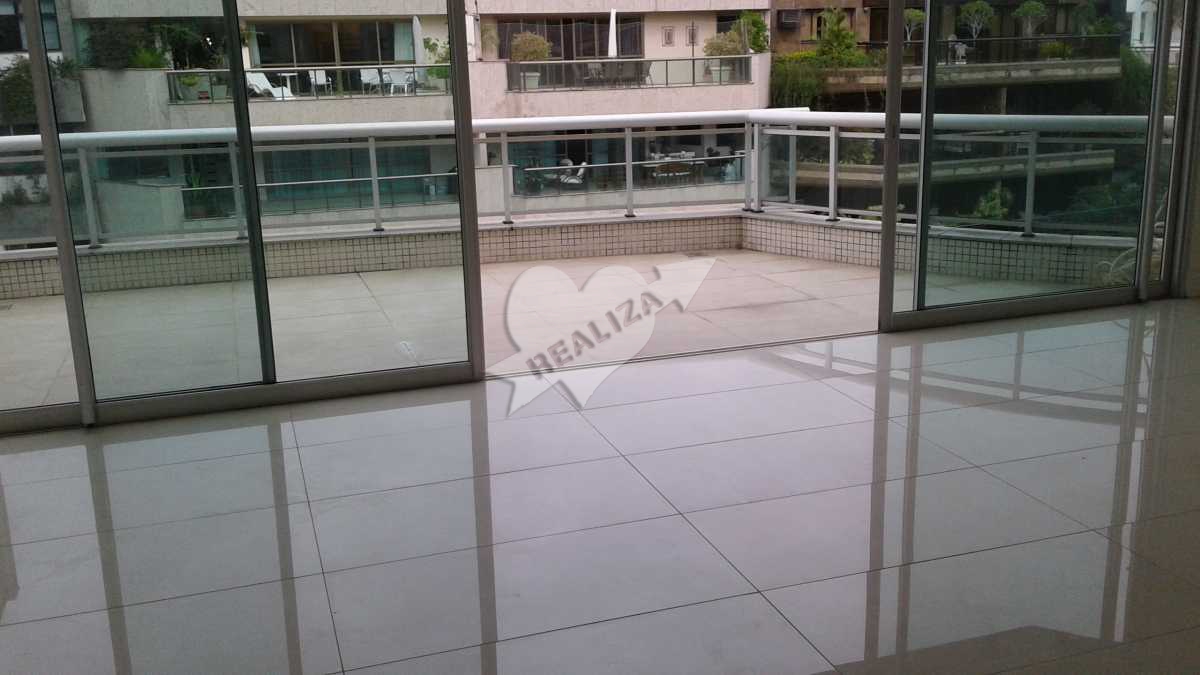 Conheça 20170520_102104 do imóvel - COBERTURA 350 METROS LEGALIZADA 4 QUARTOS 4 SUITES 4 VAGAS - BTCO40009 - 6 20170520_102104 - COBERTURA 350 METROS LEGALIZADA 4 QUARTOS 4 SUITES 4 VAGAS - BTCO40009 - 6