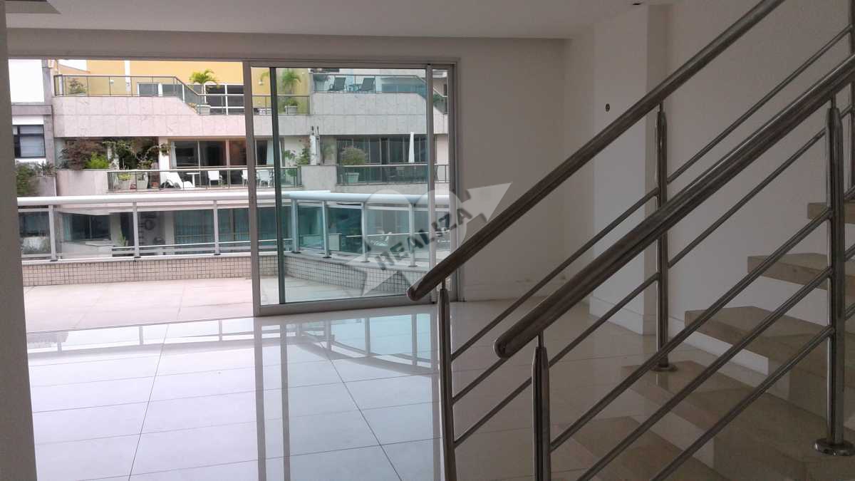 Conheça 20170520_103341 do imóvel - COBERTURA 350 METROS LEGALIZADA 4 QUARTOS 4 SUITES 4 VAGAS - BTCO40009 - 13 20170520_103341 - COBERTURA 350 METROS LEGALIZADA 4 QUARTOS 4 SUITES 4 VAGAS - BTCO40009 - 13