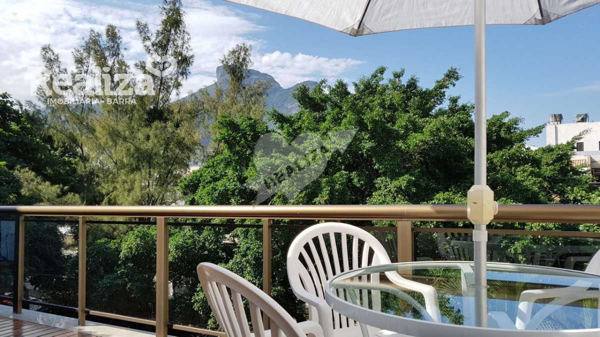 Conheça IMG-20171107-WA0015 do imóvel - COBERTURA JARDIM OCEANICO BARRA DA TIJUCA 4 QUARTOS 2 SUITES 2 VAGAS - BTCO40020 - 1 IMG-20171107-WA0015 - COBERTURA JARDIM OCEANICO BARRA DA TIJUCA 4 QUARTOS 2 SUITES 2 VAGAS - BTCO40020 - 1