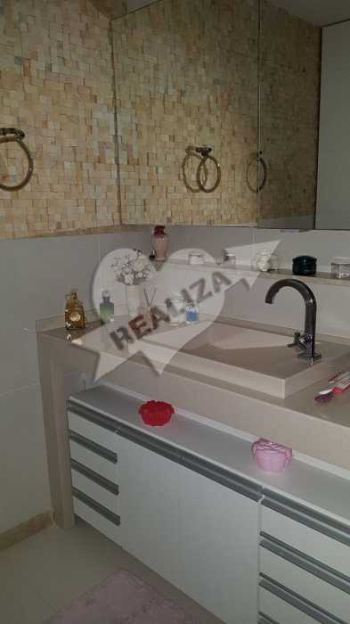 Conheça IMG-20171107-WA0018 do imóvel - COBERTURA JARDIM OCEANICO BARRA DA TIJUCA 4 QUARTOS 2 SUITES 2 VAGAS - BTCO40020 - 20 IMG-20171107-WA0018 - COBERTURA JARDIM OCEANICO BARRA DA TIJUCA 4 QUARTOS 2 SUITES 2 VAGAS - BTCO40020 - 20