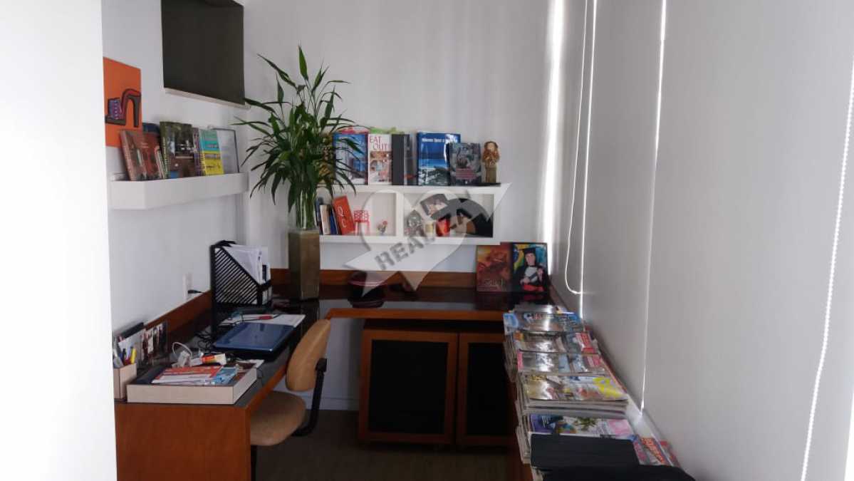 Conheça 6413a2c5-4135-4640-a911-5e1b0f do imóvel - Apartamento À Venda no Condomínio JARDIM OCEÂNICO - Barra da Tijuca - Rio de Janeiro - RJ - BTAP30102 - 16 6413a2c5-4135-4640-a911-5e1b0f - Apartamento À Venda no Condomínio JARDIM OCEÂNICO - Barra da Tijuca - Rio de Janeiro - RJ - BTAP30102 - 16