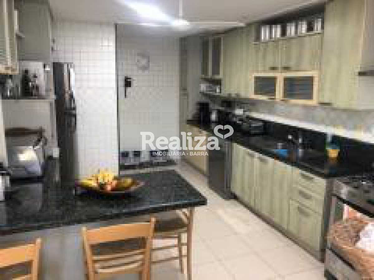 Conheça download 3 do imóvel - CASA GREENWOOD 671 METROS 4 QUARTS 4 SUITES 8 VAGAS - BTCN40068 - 29 download 3 - CASA GREENWOOD 671 METROS 4 QUARTS 4 SUITES 8 VAGAS - BTCN40068 - 29