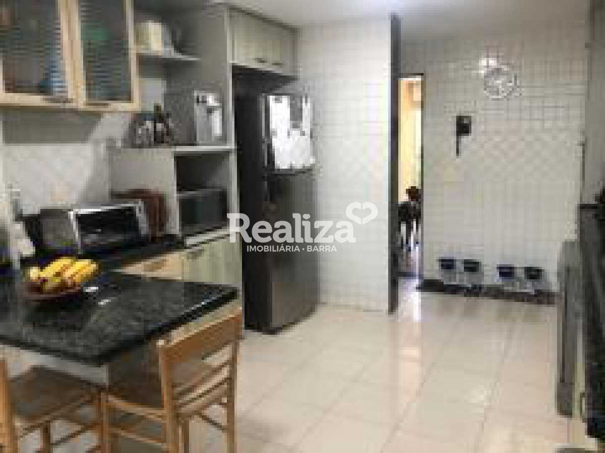 Conheça download 2 do imóvel - CASA GREENWOOD 671 METROS 4 QUARTS 4 SUITES 8 VAGAS - BTCN40068 - 30 download 2 - CASA GREENWOOD 671 METROS 4 QUARTS 4 SUITES 8 VAGAS - BTCN40068 - 30