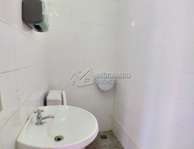 Conheça Toalete do imóvel - Sala Comercial para alugar Itatiba,SP Centro - R$ 2.200 - FCSL00233 - 5 Toalete - Sala Comercial para alugar Itatiba,SP Centro - R$ 2.200 - FCSL00233 - 5
