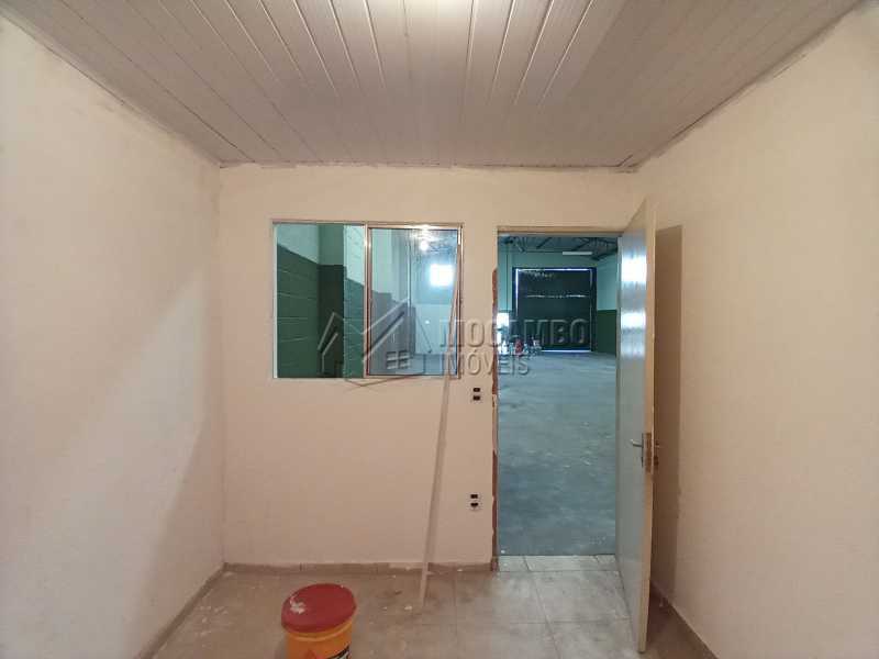 Conheça Sala 01 do imóvel - Galpão 238m² para alugar Itatiba,SP - R$ 2.500 - FCGA00189 - 4 Sala 01 - Galpão 238m² para alugar Itatiba,SP - R$ 2.500 - FCGA00189 - 4
