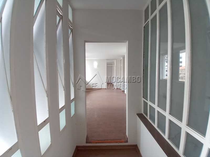Conheça Área de Entrada do imóvel - Casa 2 quartos para alugar Itatiba,SP Centro - R$ 4.000 - FCCA21470 - 3 Área de Entrada - Casa 2 quartos para alugar Itatiba,SP Centro - R$ 4.000 - FCCA21470 - 3