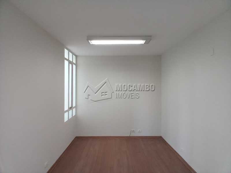 Conheça Sala 02 do imóvel - Casa 2 quartos para alugar Itatiba,SP Centro - R$ 4.000 - FCCA21470 - 8 Sala 02 - Casa 2 quartos para alugar Itatiba,SP Centro - R$ 4.000 - FCCA21470 - 8