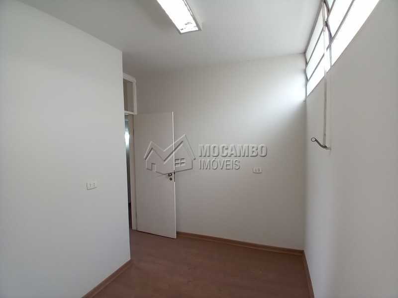 Conheça Dormitório 01 do imóvel - Casa 2 quartos para alugar Itatiba,SP Centro - R$ 4.000 - FCCA21470 - 13 Dormitório 01 - Casa 2 quartos para alugar Itatiba,SP Centro - R$ 4.000 - FCCA21470 - 13