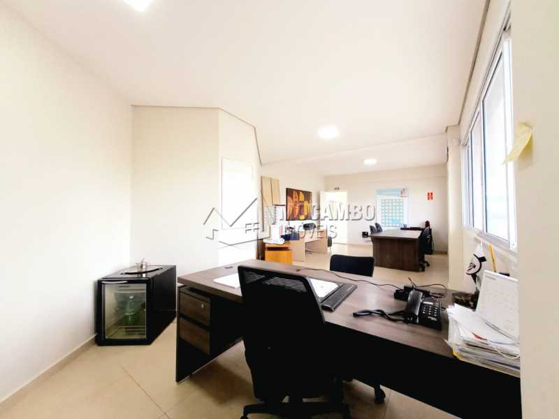 Conheça Sala Superior do imóvel - Sala Comercial 110m² para alugar Itatiba,SP - R$ 3.000 - FCSL00234 - 5 Sala Superior - Sala Comercial 110m² para alugar Itatiba,SP - R$ 3.000 - FCSL00234 - 5