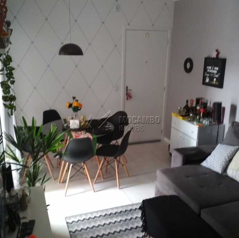 Conheça Sala do imóvel - Apartamento 2 quartos para alugar Itatiba,SP - R$ 1.300 - FCAP21245 - 5 Sala - Apartamento 2 quartos para alugar Itatiba,SP - R$ 1.300 - FCAP21245 - 5