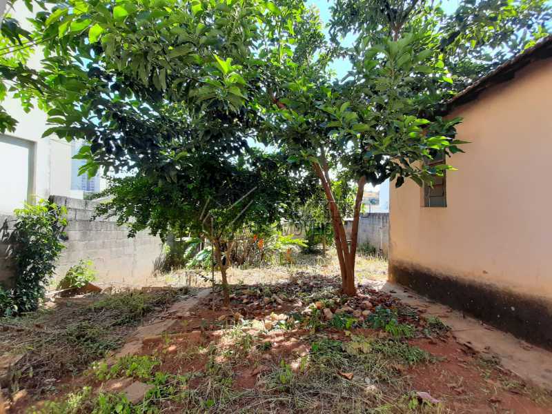 Conheça Quintal do imóvel - Casa 3 quartos à venda Itatiba,SP Centro - R$ 460.000 - FCCA31457 - 16 Quintal - Casa 3 quartos à venda Itatiba,SP Centro - R$ 460.000 - FCCA31457 - 16