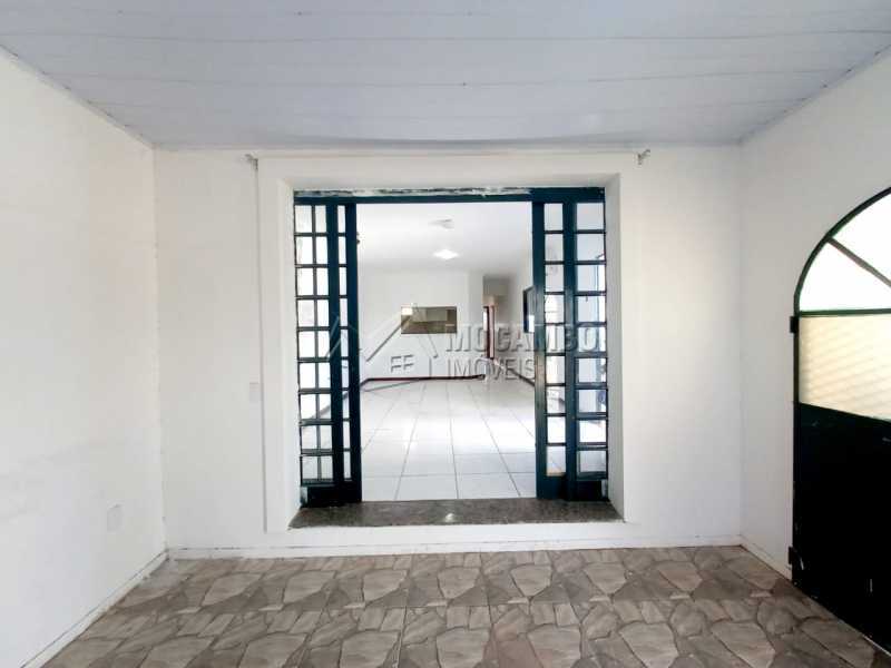 Conheça Sala 01 do imóvel - Galpão 270m² para alugar Itatiba,SP - R$ 3.200 - FCGA10004 - 4 Sala 01 - Galpão 270m² para alugar Itatiba,SP - R$ 3.200 - FCGA10004 - 4
