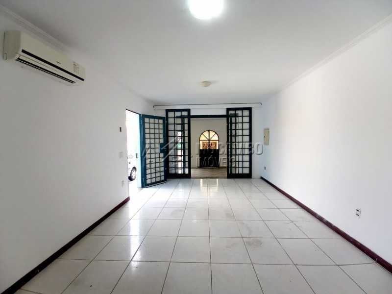 Conheça Sala 02 e Copa. do imóvel - Galpão 270m² para alugar Itatiba,SP - R$ 3.200 - FCGA10004 - 9 Sala 02 e Copa. - Galpão 270m² para alugar Itatiba,SP - R$ 3.200 - FCGA10004 - 9
