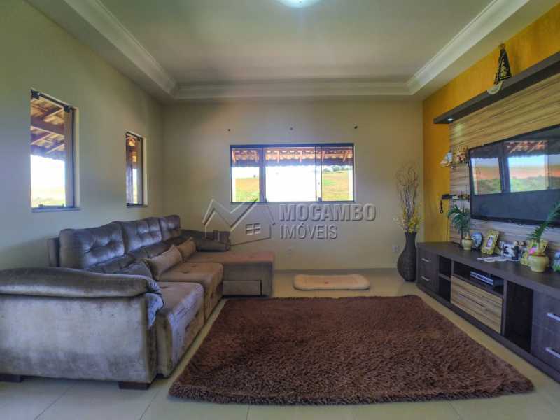 Conheça Sala do imóvel - Casa em Condomínio 3 quartos à venda Itatiba,SP - R$ 780.000 - FCCN30537 - 6 Sala - Casa em Condomínio 3 quartos à venda Itatiba,SP - R$ 780.000 - FCCN30537 - 6