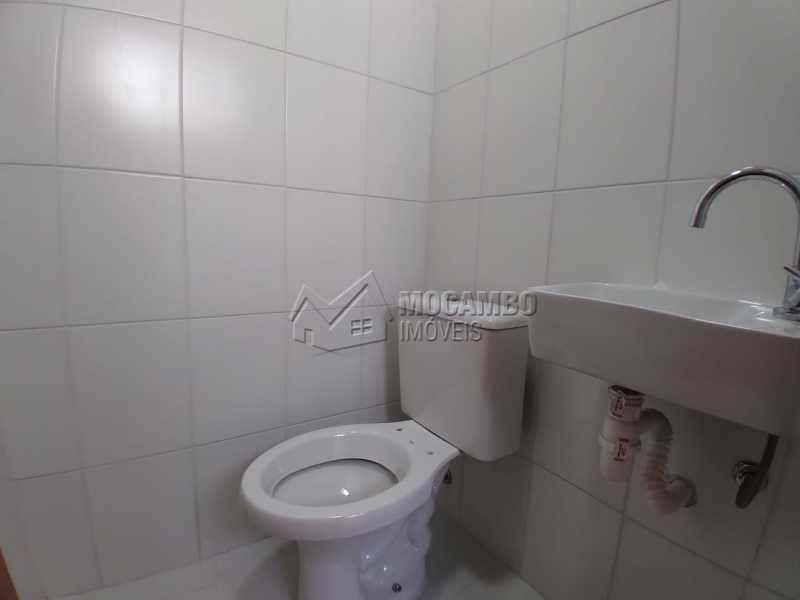 Conheça Banheiro Social do imóvel - Sala Comercial 58m² para alugar Itatiba,SP - R$ 1.800 - FCSL00239 - 4 Banheiro Social - Sala Comercial 58m² para alugar Itatiba,SP - R$ 1.800 - FCSL00239 - 4