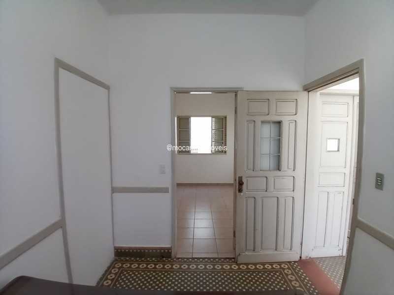 Conheça Entrada do imóvel - Sala Comercial para alugar Itatiba,SP Centro - R$ 1.100 - FCSL00242 - 1 Entrada - Sala Comercial para alugar Itatiba,SP Centro - R$ 1.100 - FCSL00242 - 1