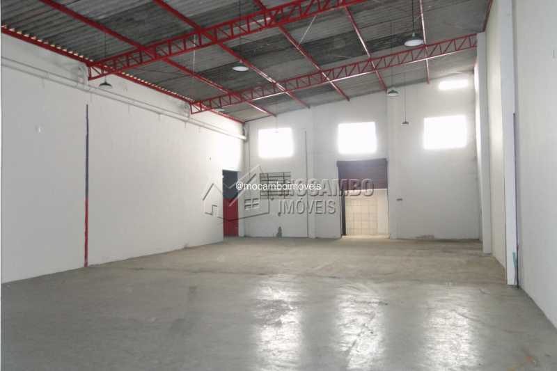 Conheça Salão Principal do imóvel - Galpão 540m² para alugar Itatiba,SP - R$ 3.000 - FCGA00195 - 1 Salão Principal - Galpão 540m² para alugar Itatiba,SP - R$ 3.000 - FCGA00195 - 1
