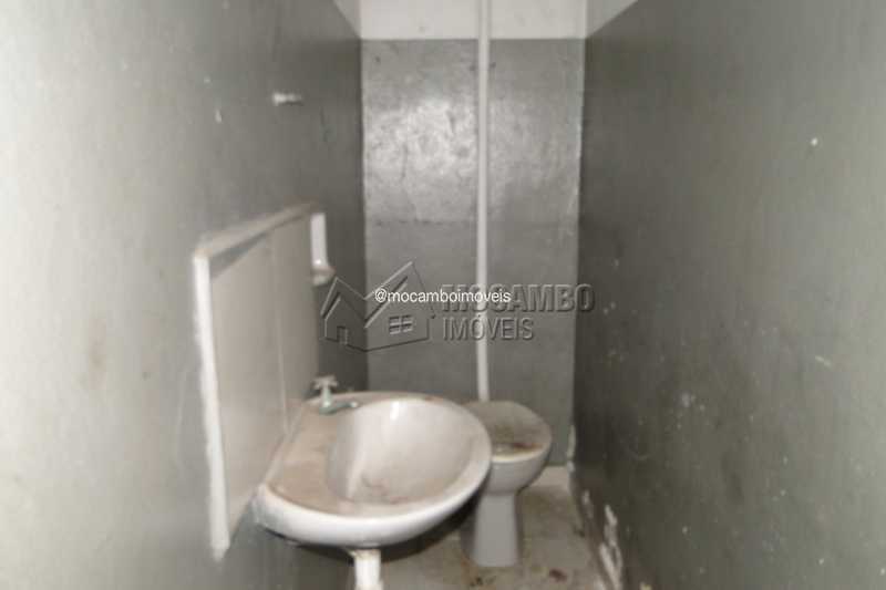 Conheça Banheiro Salão do imóvel - Galpão 540m² para alugar Itatiba,SP - R$ 3.000 - FCGA00195 - 15 Banheiro Salão - Galpão 540m² para alugar Itatiba,SP - R$ 3.000 - FCGA00195 - 15