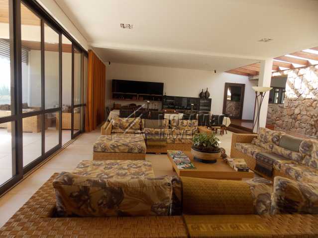 Conheça Sala com Varanda do imóvel - Casa em Condomínio 11 quartos à venda Bragança Paulista,SP - R$ 15.000.000 - FCCN110001 - 15 Sala com Varanda - Casa em Condomínio 11 quartos à venda Bragança Paulista,SP - R$ 15.000.000 - FCCN110001 - 15