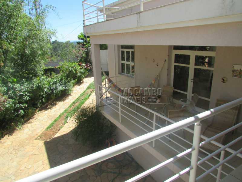 Conheça Acesso a Garagem do imóvel - Casa em Condomínio 6 quartos à venda Itatiba,SP - R$ 2.500.000 - FCCA60002 - 5 Acesso a Garagem - Casa em Condomínio 6 quartos à venda Itatiba,SP - R$ 2.500.000 - FCCA60002 - 5